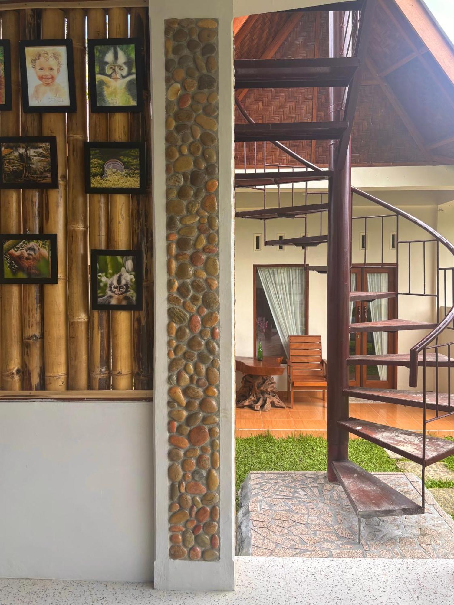 Sumatra Expedition Lodge Bukit Lawang Exteriör bild