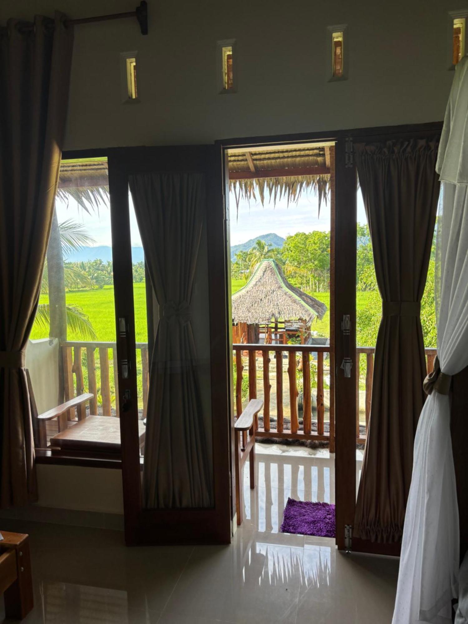 Sumatra Expedition Lodge Bukit Lawang Exteriör bild